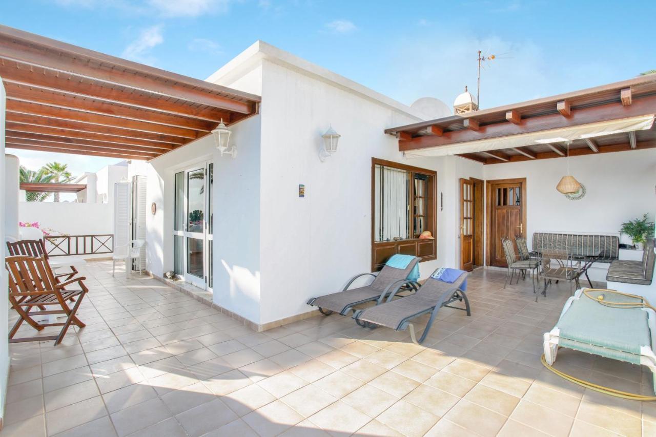 Villa Isa Плая Бланка Екстериор снимка